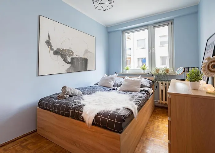 Niceone Number 1 - W Samym Centrum! Widok Na Deptak, Ac