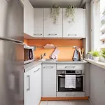 Niceone Number 1 - W Samym Centrum! Widok Na Deptak, Ac شقة