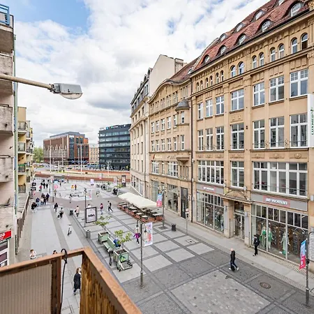 Niceone Number 1 - W Samym Centrum! Widok Na Deptak, Ac شقة *